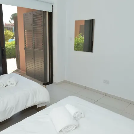 Appartement Aphrodite Gardens #1 *
